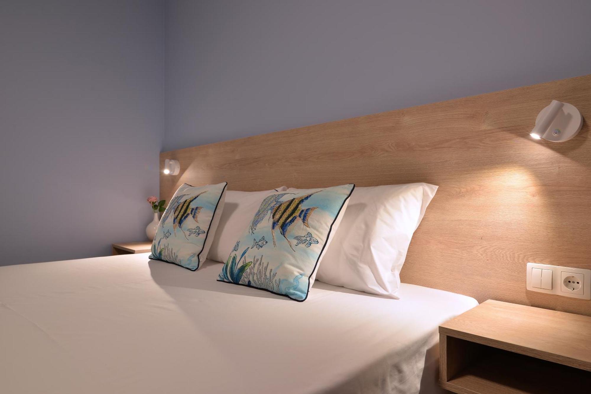 Niel Holiday Apartments, Panel Hospitality Homes & Villas Leptokaryá Eksteriør billede