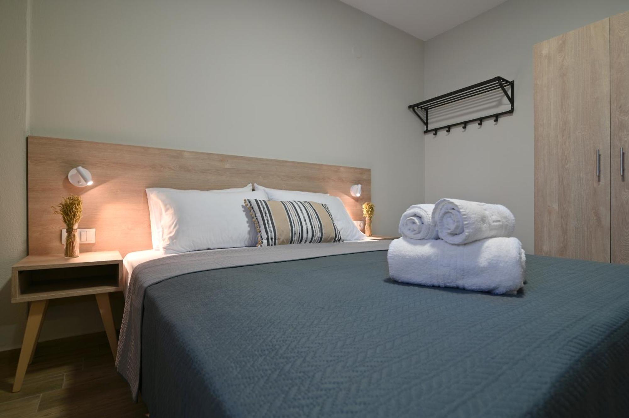 Niel Holiday Apartments, Panel Hospitality Homes & Villas Leptokaryá Eksteriør billede